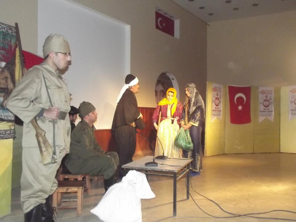 Onlar dönmeyi düşünmediler..çanakkale şehitleri anısına Onlar dönmeyi düşünmediler..çanakkale şehitleri anısına