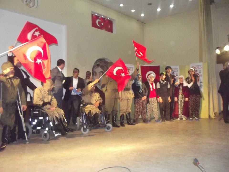 Onlar dönmeyi düşünmediler..çanakkale şehitleri anısına Onlar dönmeyi düşünmediler..çanakkale şehitleri anısına