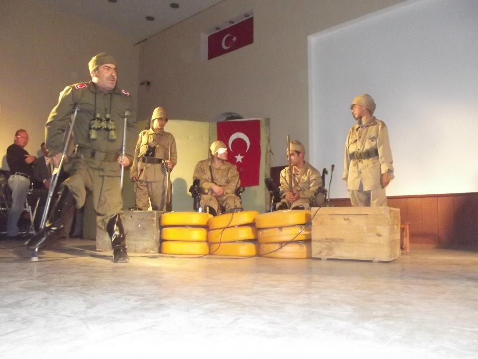 Onlar dönmeyi düşünmediler..çanakkale şehitleri anısına Onlar dönmeyi düşünmediler..çanakkale şehitleri anısına