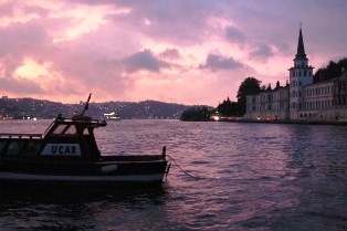Üsküdar Sahilinde Üsküdar Sahilinde