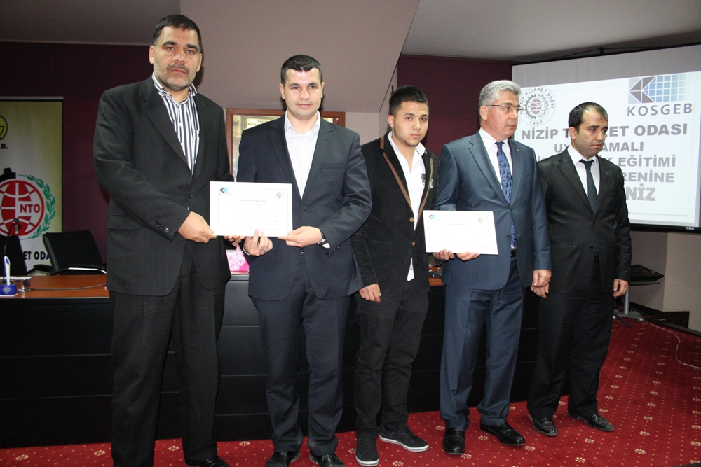Nizip Ticaret Odası Sponsorluğunda Düzenlenen Bilgi Yarışmaları Finalinde Üç Okul Bir