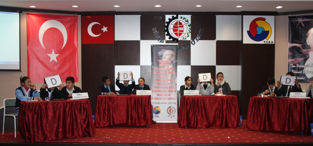 Nizip Ticaret Odası Sponsorluğunda Bilgi Yarışmaları Başladı.