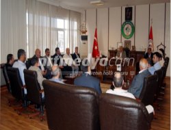 Video: ÖZYURT VE NİZİP TİCARET ODASI MECLİS ÜYELERİ BAŞKAN AKDOĞAN'I ZİYARET ETTİ Video: ÖZYURT VE NİZİP TİCARET ODASI MECLİS ÜYELERİ BAŞKAN AKDOĞAN'I ZİYARET ETTİ