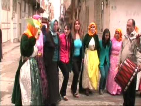 Video: NİZİP MÜSLÜM SONER İN DÜĞÜN VE YATAK TÖRENİ