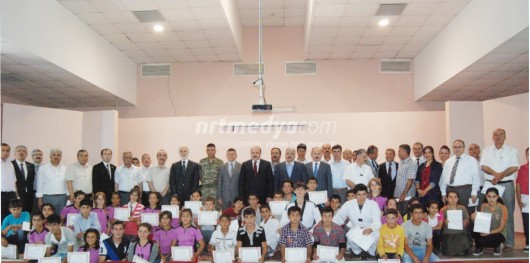 Nizip'te başarılı öğrencilere ödül töreni Nizip'te başarılı öğrencilere ödül töreni