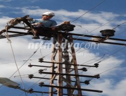 Nizip\'te Elektrik Kesintisi Nizip\'te Elektrik Kesintisi