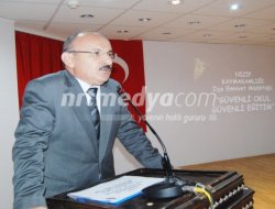 Nizip'te güvenli okul güvenli eğitim semineri