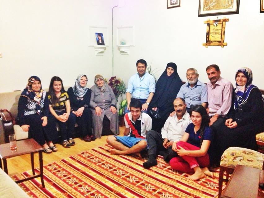 Photo - Nizip'te büyüdüğümüz sokağın insanlarını ziyaretteyiz... Kendimizi unutup kay