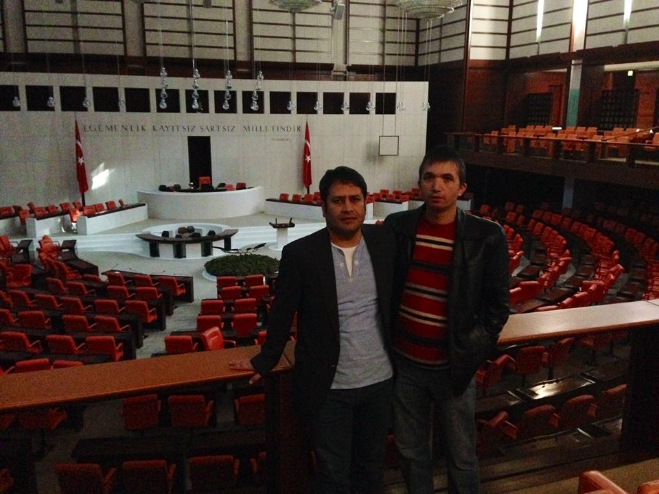 Ali Şahin Mesajları