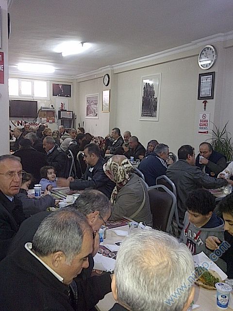 Güngören Nizipliler derneginde kahvaltı