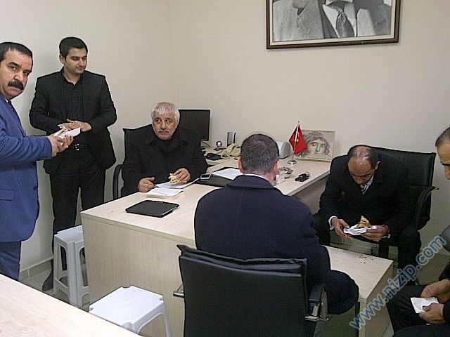 Güngören Nizipliler derneginde kahvaltı