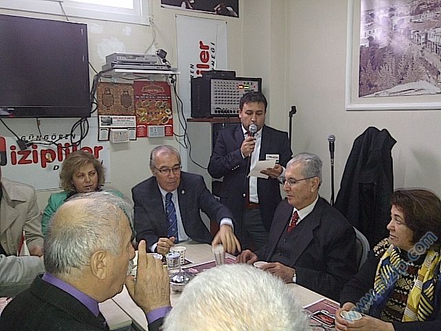Güngören Nizipliler derneginde kahvaltı