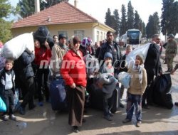 Suriyeli Türkmenler Viranşehir'e gönderildi