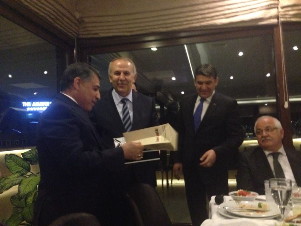 Ali Şahin Mesajları