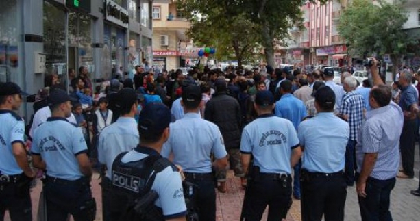 Nizip'deki Suriyelileri kayıt altına almak için M.K.M. oluşturuldu