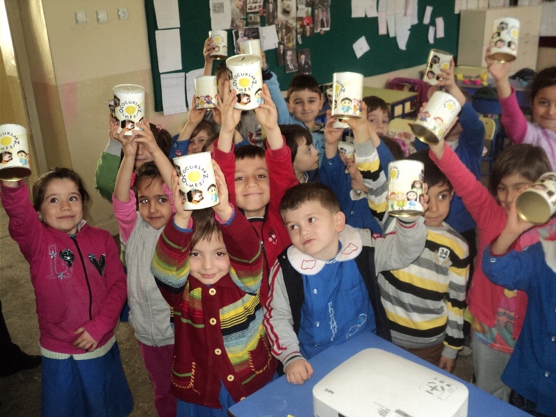 Azdavay'dan Karkamış'a Yardım Tırı Ulaşdı.