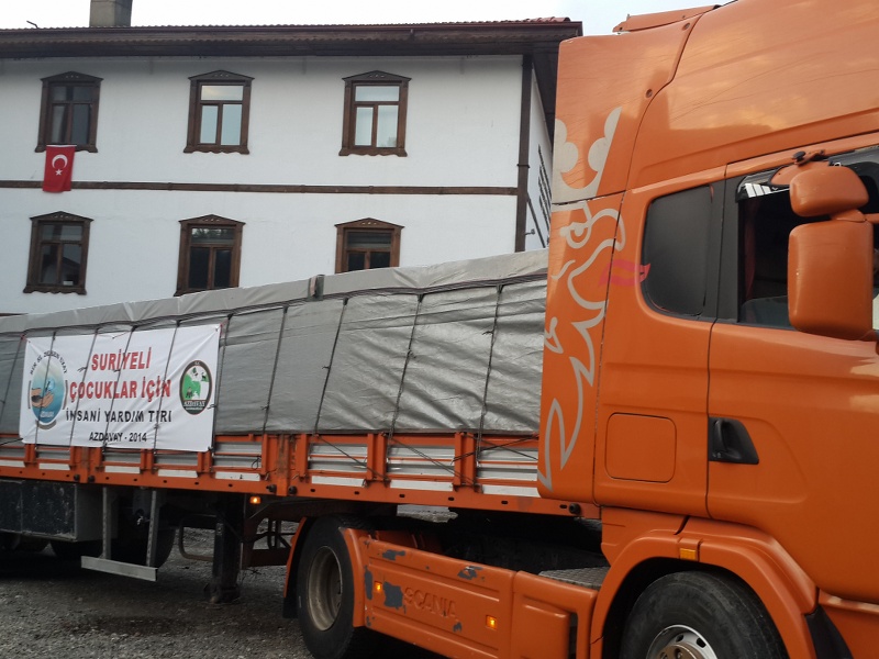 Azdavay'dan Karkamış'a Yardım Tırı Ulaşdı.