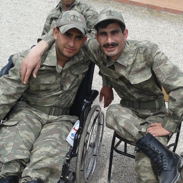 Nizip'te, engelliler 1 günlük asker oldu