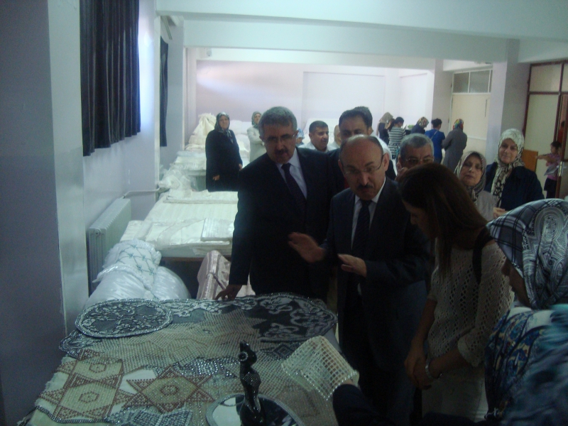 Dr. Abdulkadir Erdil İlkokulu Sergi Açılışı