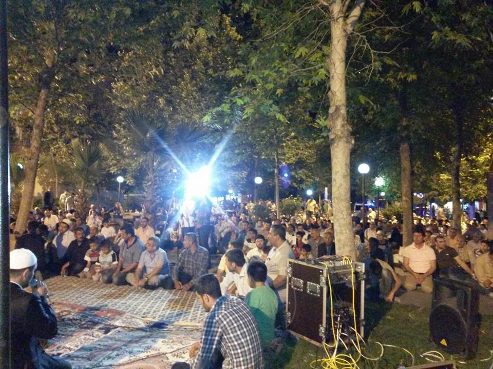 Miraç Kandili C.Özkaya Camisi Avlusunda Kutlandı