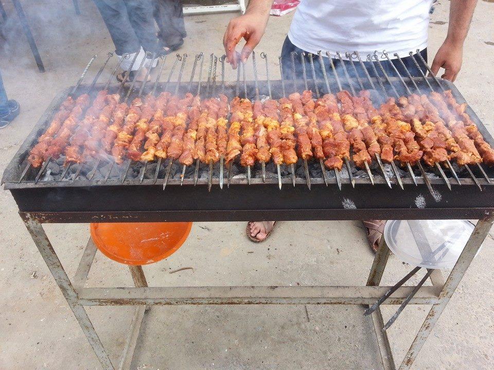 Sahre (piknik) deyince akla gelen ilk önce kebap yapım ve hazırlanışı