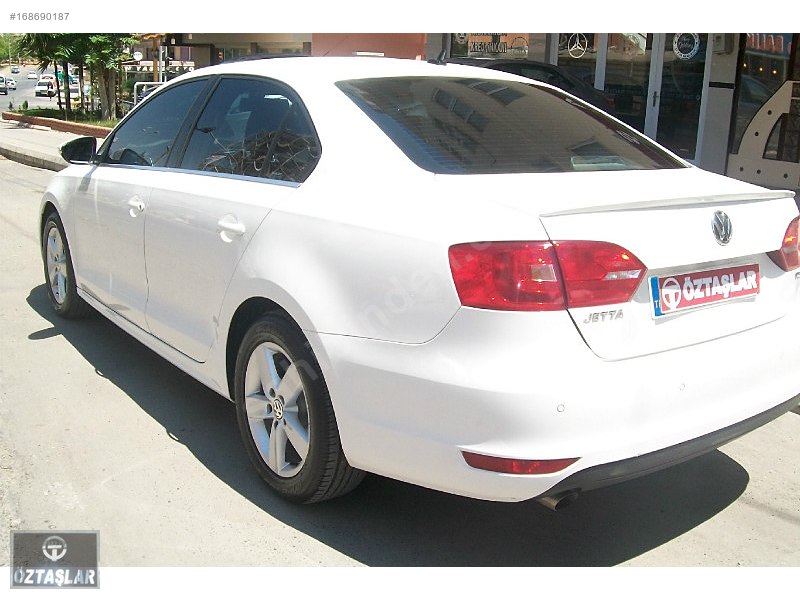 öztaşlardan  2012 model 2013 çıkışlı jetta  1.6 tdi comfortline