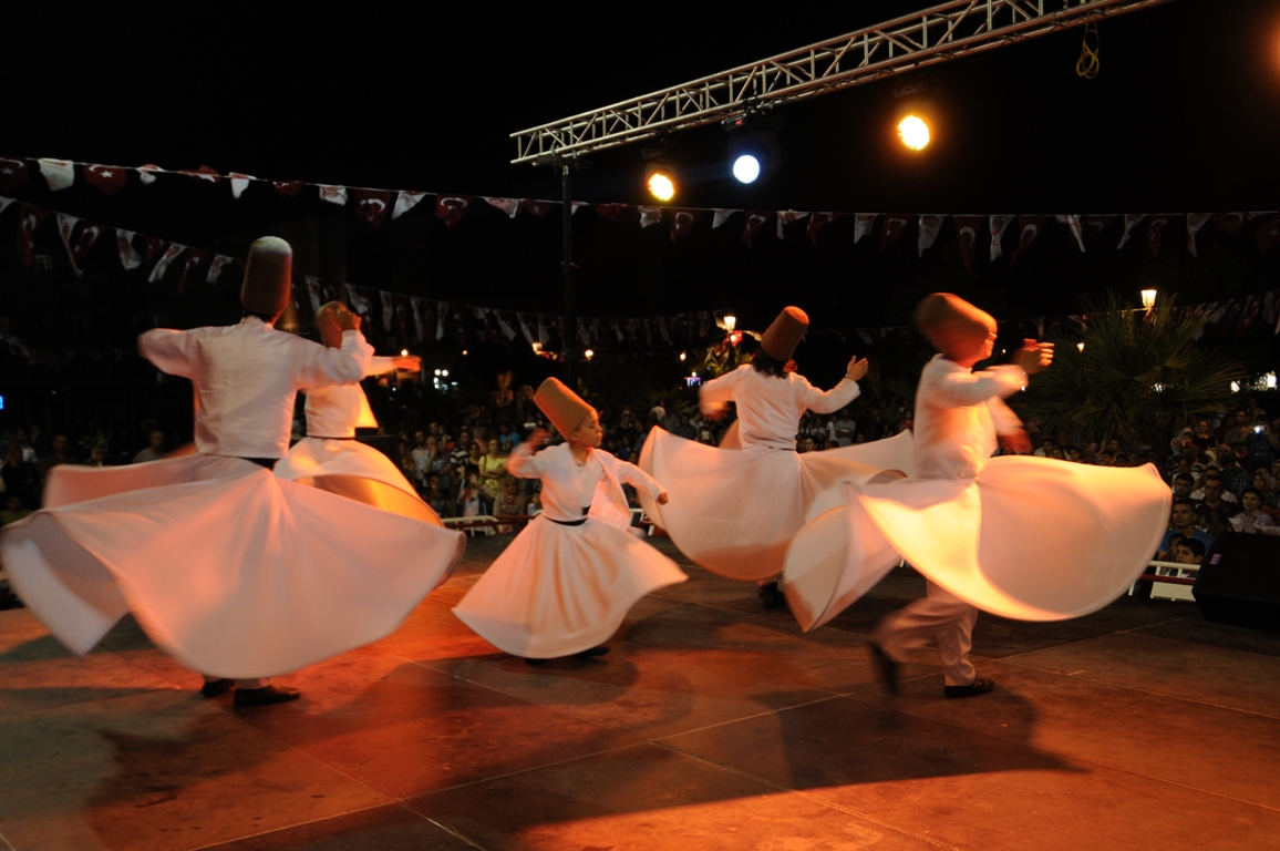 BÜYÜKŞEHİR’İN RAMAZAN ŞENLİKLERİ Nizip'de de Yapılacak. BÜYÜKŞEHİR’İN RAMAZAN ŞENLİKLERİ Nizip'de de Yapılacak.