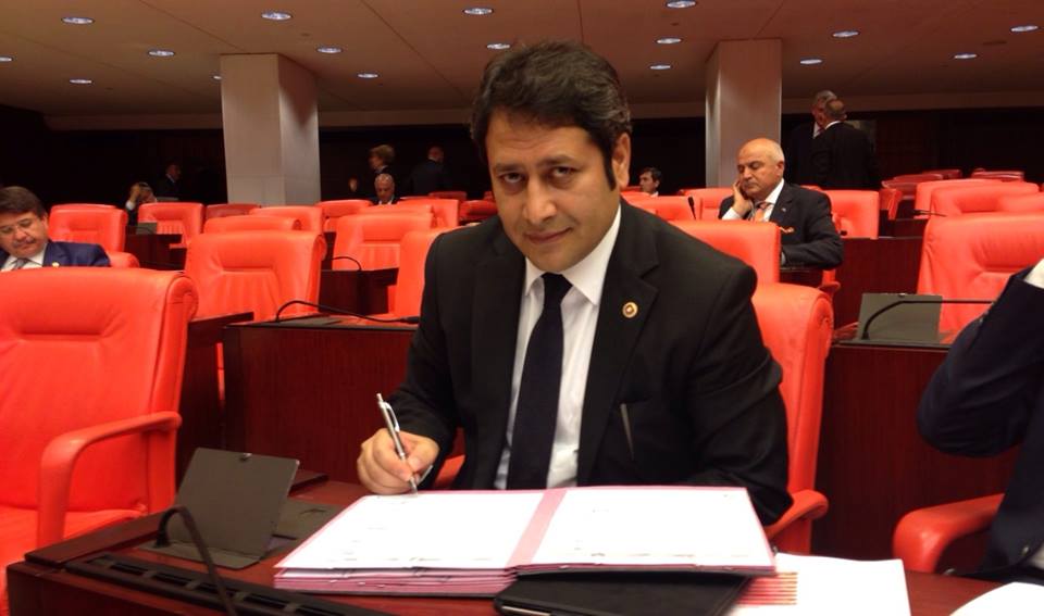 Ali Şahin Mesajları
