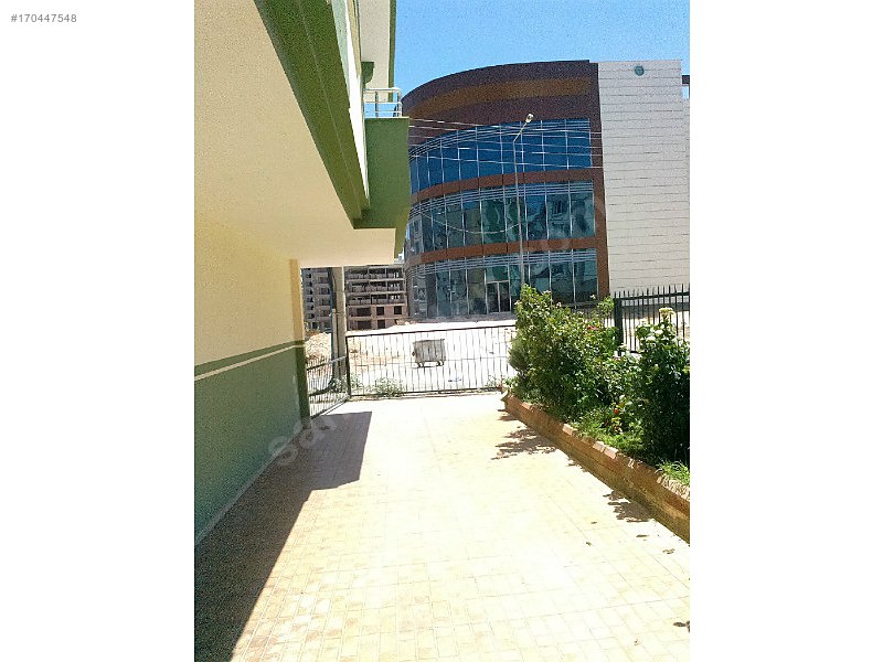 kÜLTÜR MERKEZİ KARŞISINDA SAHİBİNDEN kÖŞE BAŞI DAİRE