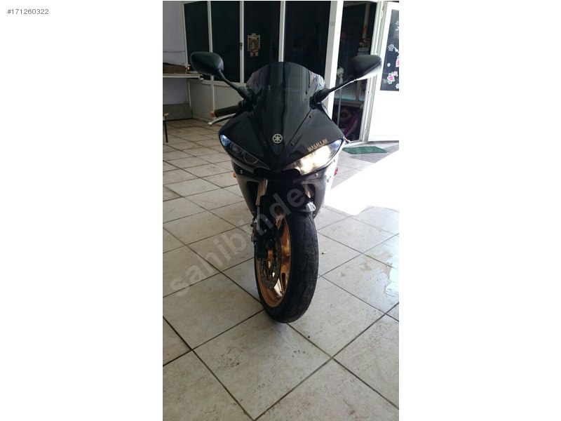 Yamaha YZF R6s