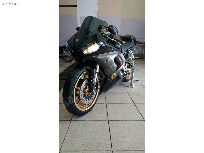 Yamaha YZF R6s