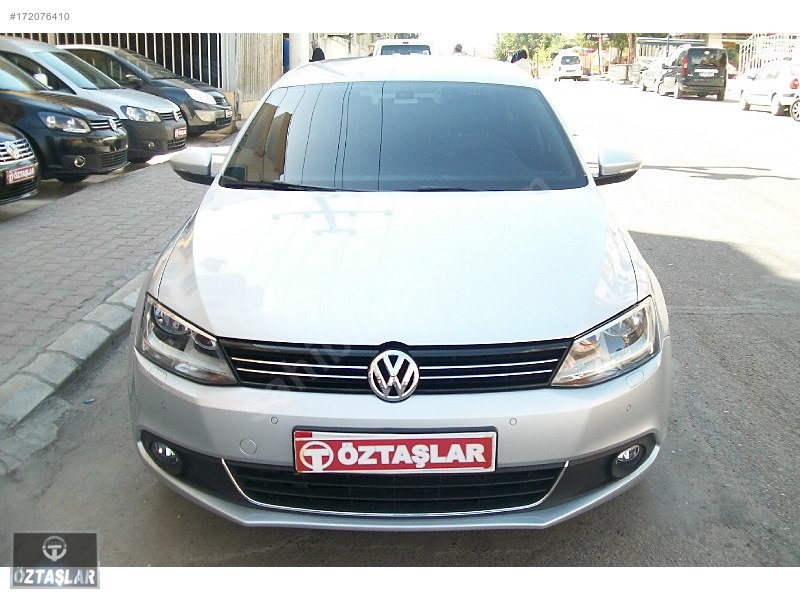 öztaşlar'dan 2012 1.4 tsı jetta 122 ps comfortline  hatasız gri