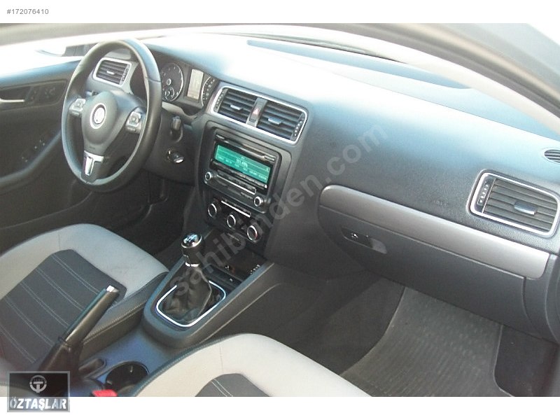 öztaşlar'dan 2012 1.4 tsı jetta 122 ps comfortline  hatasız gri