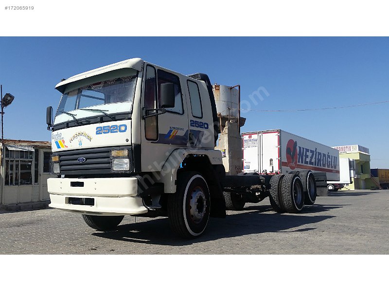 Fırat oto galeriden 1996 model fort cargo