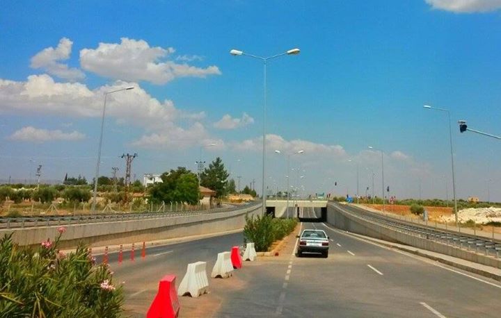 Nizip-dutlu köprülü kavşağında kapalı olan şerit hizmete açıldı