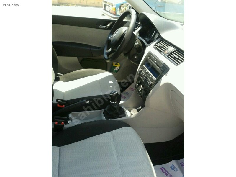 2013 SKODA RAPİD 1.6 CR TDI 105hp 19.000 KMde SIFIRDAN FARKI YOK