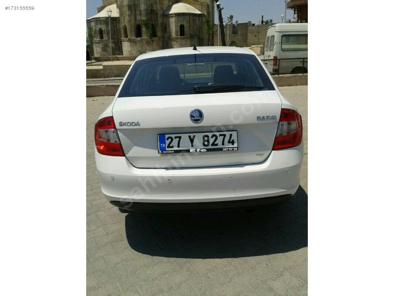 2013 SKODA RAPİD 1.6 CR TDI 105hp 19.000 KMde SIFIRDAN FARKI YOK