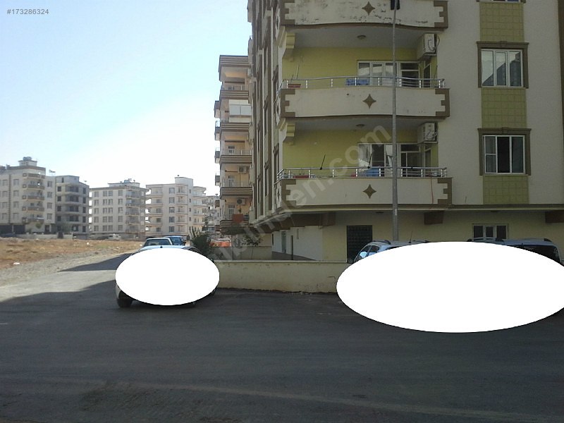 Öğretmenden 205 M2 4+1 1.Kat