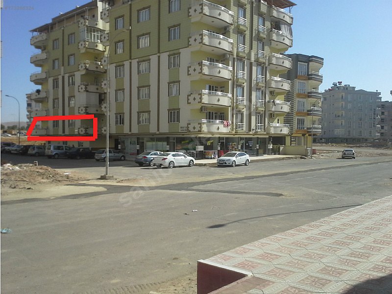 Öğretmenden 205 M2 4+1 1.Kat