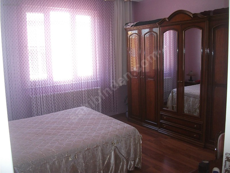 Kültür merkezi yanında bakımlı, 3+1 daire