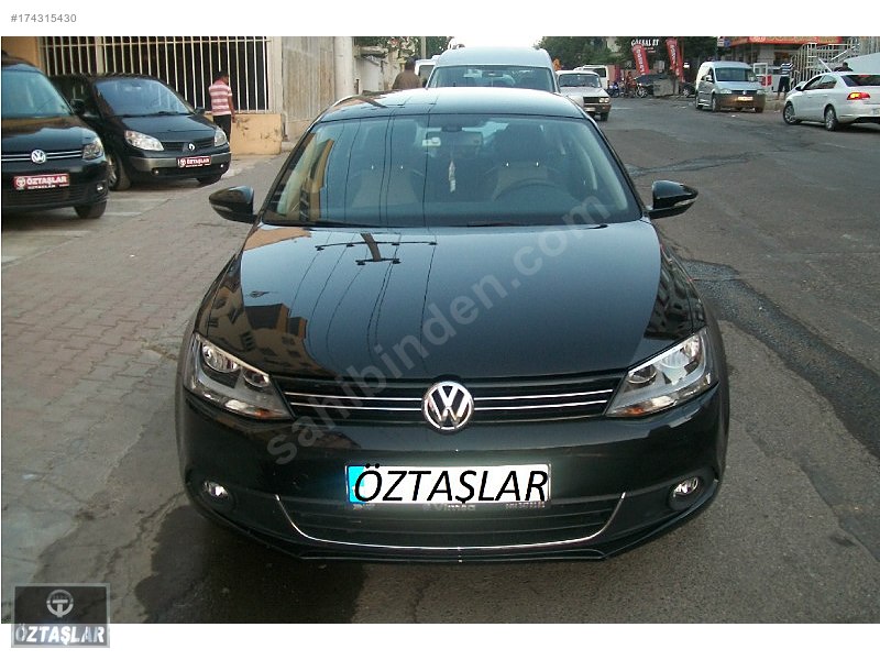 öztaşlardan 1.4 benzinli jetta comfortline 7.800 km de hatasız
