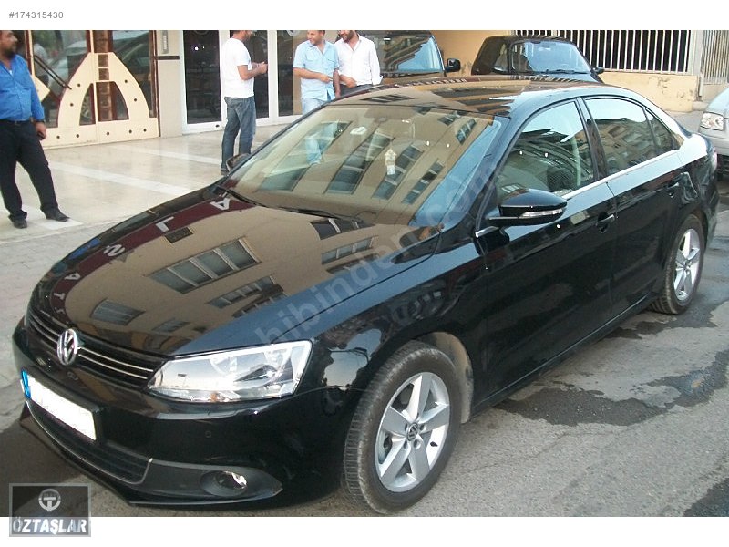 öztaşlardan 1.4 benzinli jetta comfortline 7.800 km de hatasız