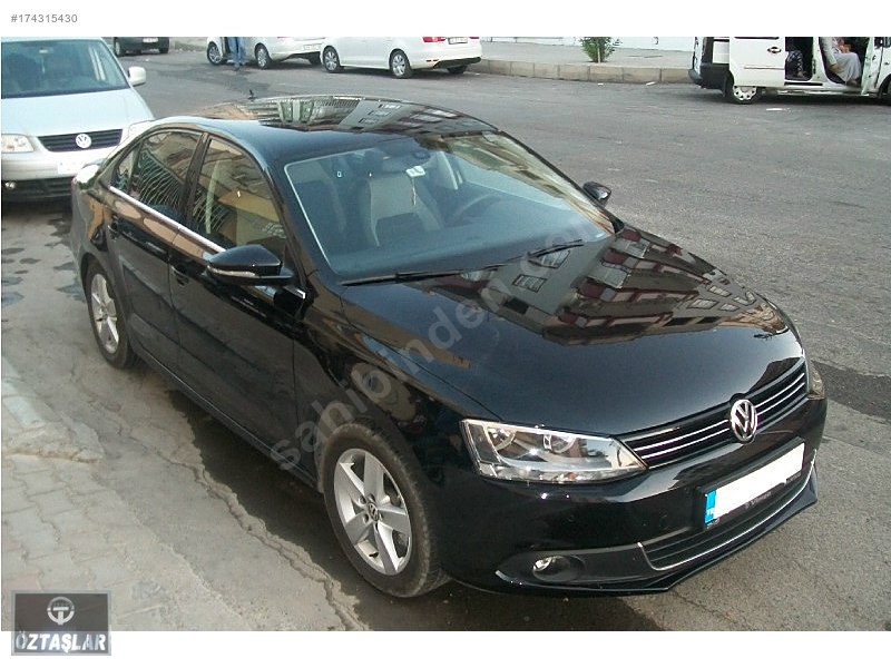 öztaşlardan 1.4 benzinli jetta comfortline 7.800 km de hatasız