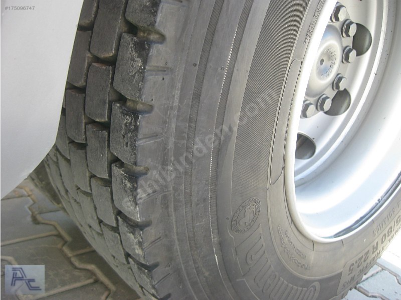 Atay oto galeriden 2013 model axor 1840ls-tanker- 60 bin km de-