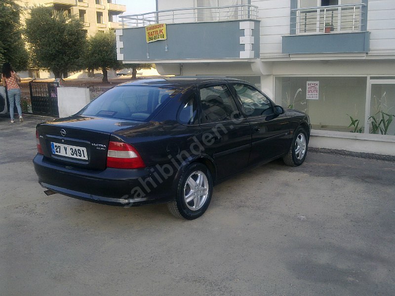 Memurdan temiz ve bakımlı vectra cd