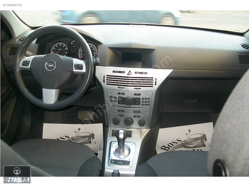 öztaşlar'dan 2012 1.6 benzinle opel astra otomotik fitez