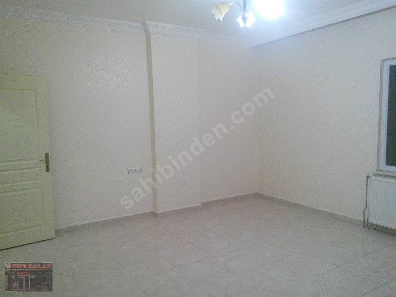 Tepe emlaktan nizip merkezde kiralık 3+1 lüx daire