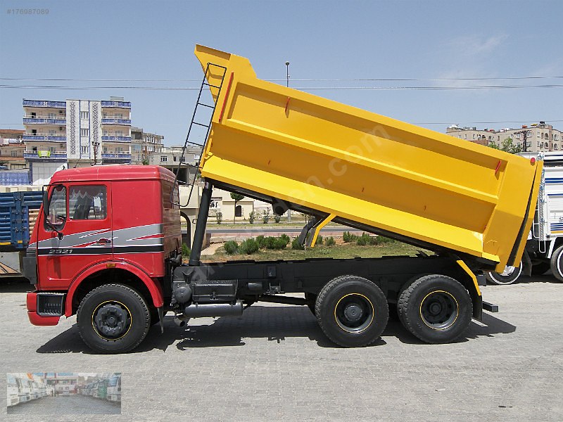 özkoyuncular otomotiv'den 2000 model 2521 kl mercedes