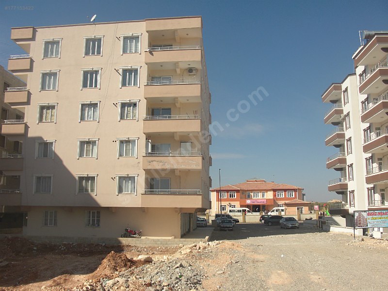 150 m     3+1    DAİRE