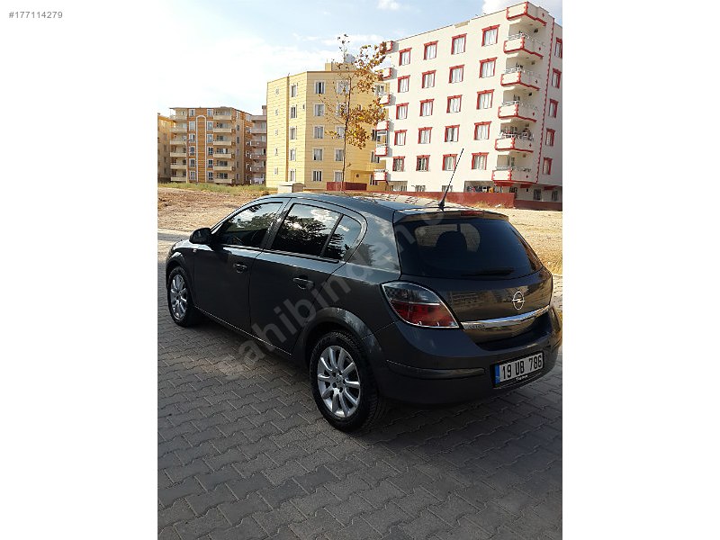 2011 opel astra 1.3 cdti 42500 km'de